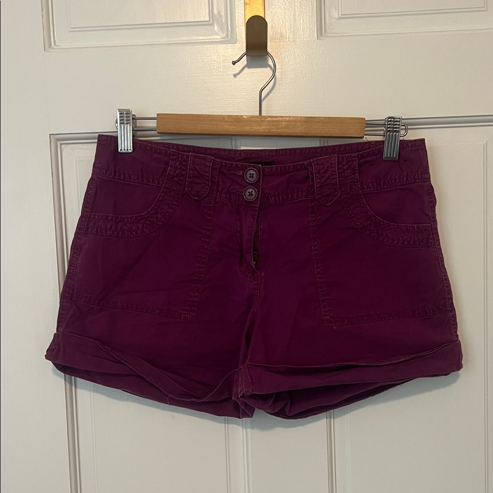 New York & Company Plum Women's Cargo Shorts